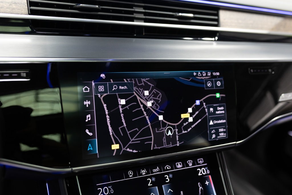 Audi A8L Grise Interieur 58
