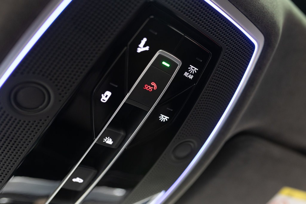 Audi A8L Grise Interieur 67