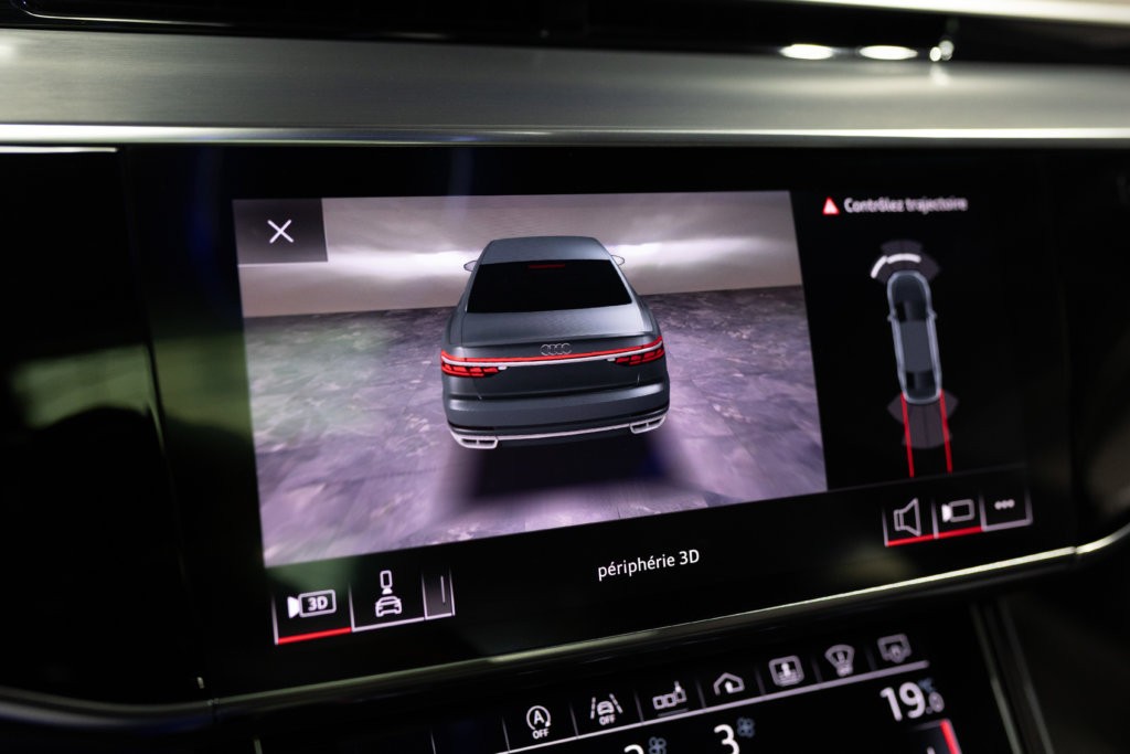 Audi A8L Grise Interieur 71