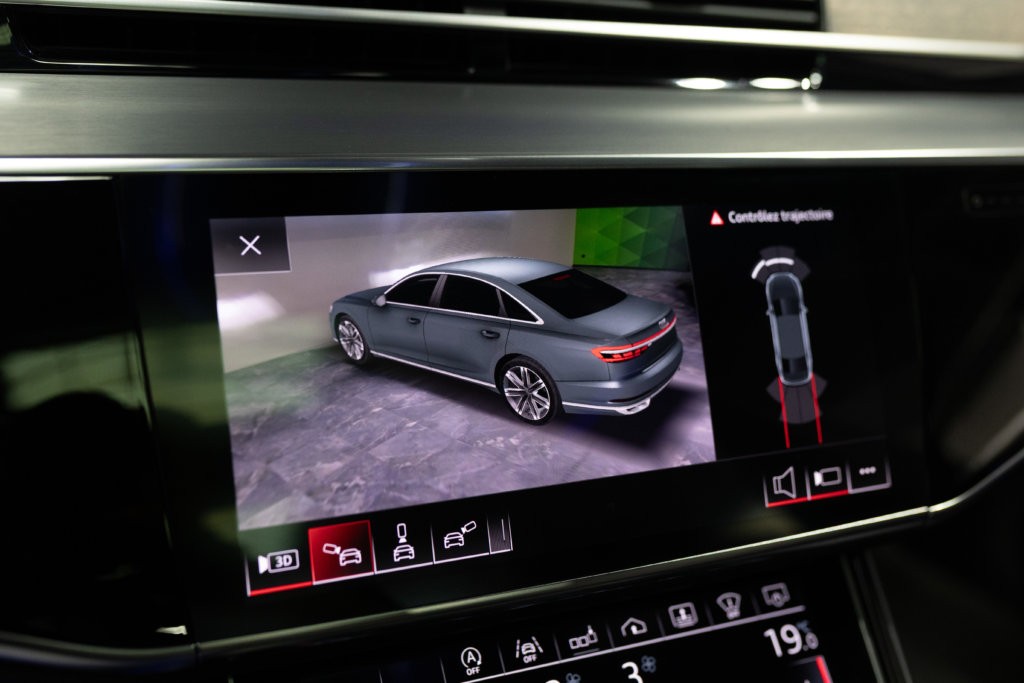 Audi A8L Grise Interieur 72