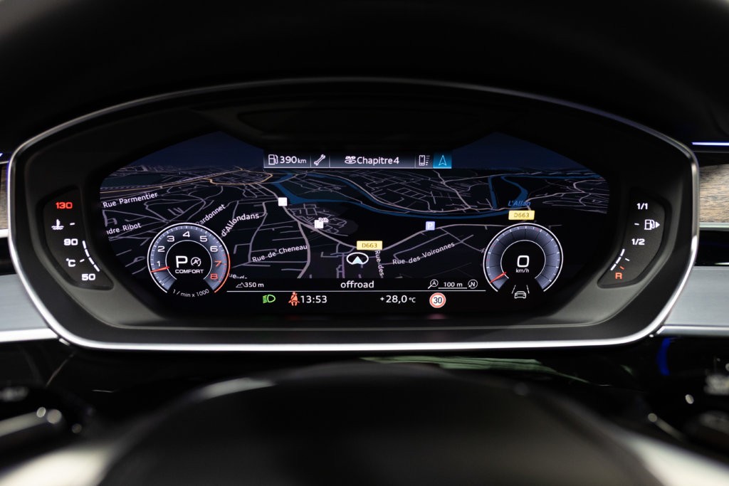 Audi A8L Grise Interieur 79