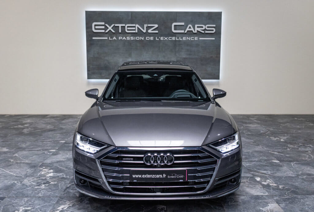 Audi A8L Grise face