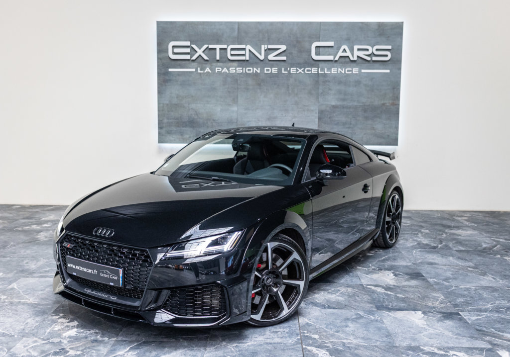 Audi TT RS Noir 3-4 av g