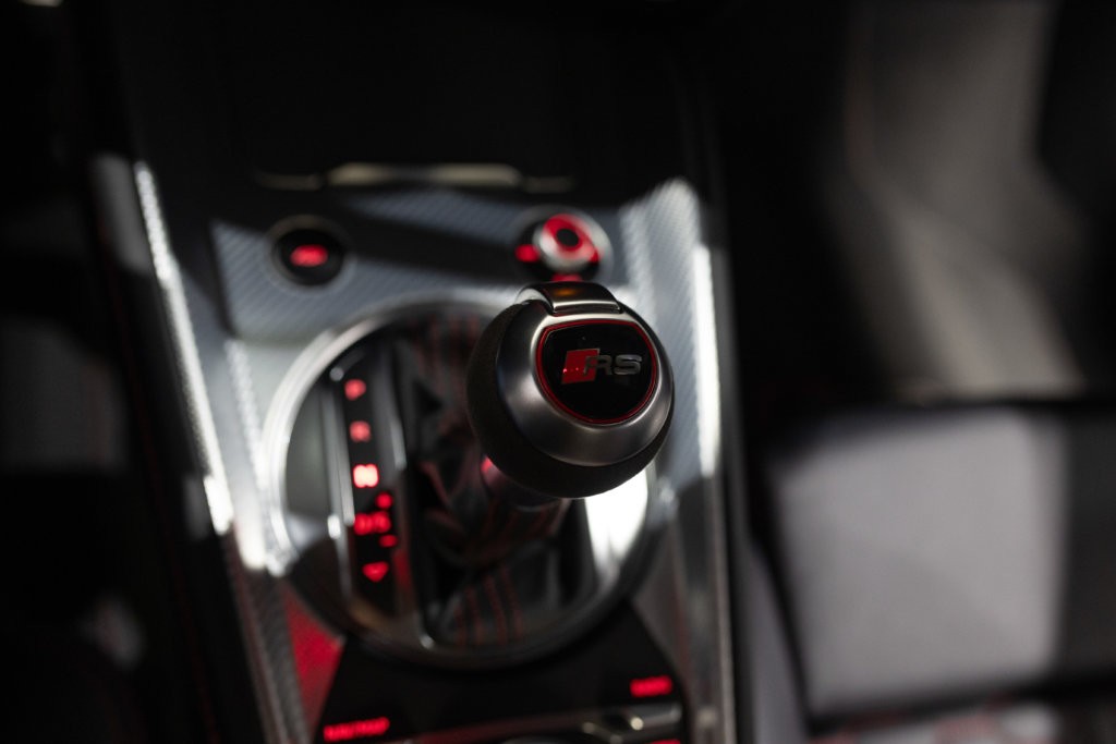 Audi TT RS Noir Interieur 33