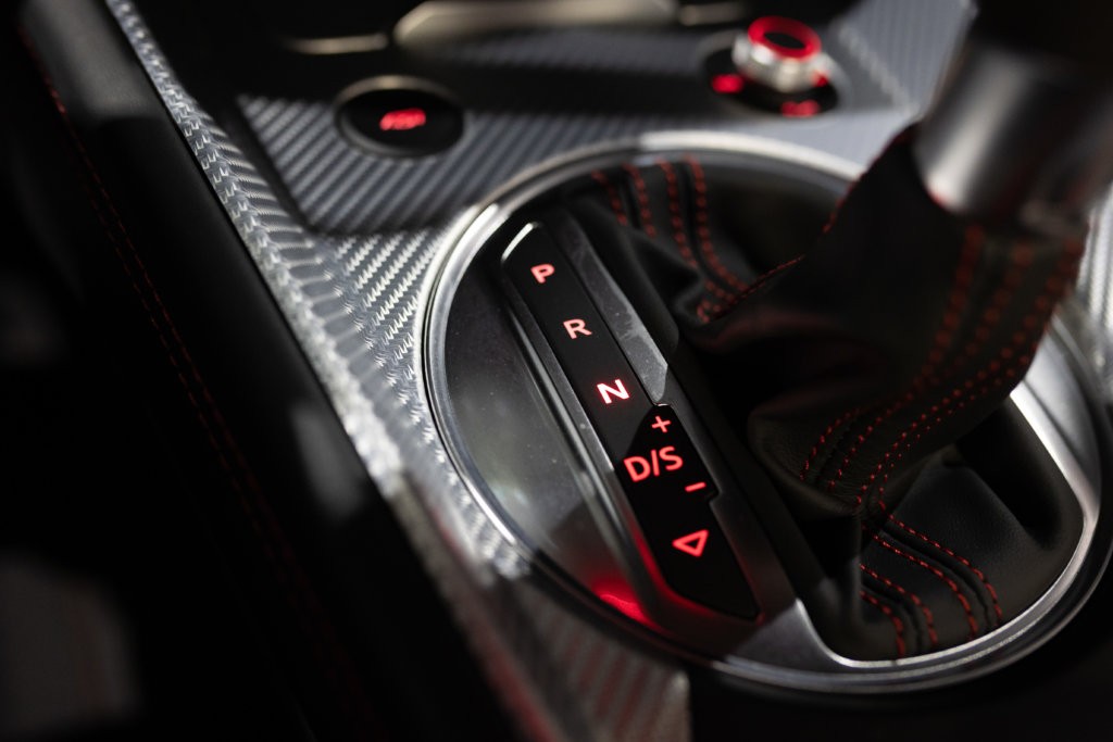 Audi TT RS Noir Interieur 34