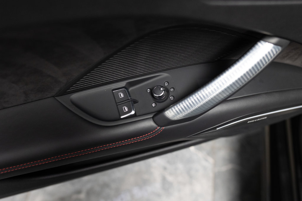 Audi TT RS Noir Interieur 4