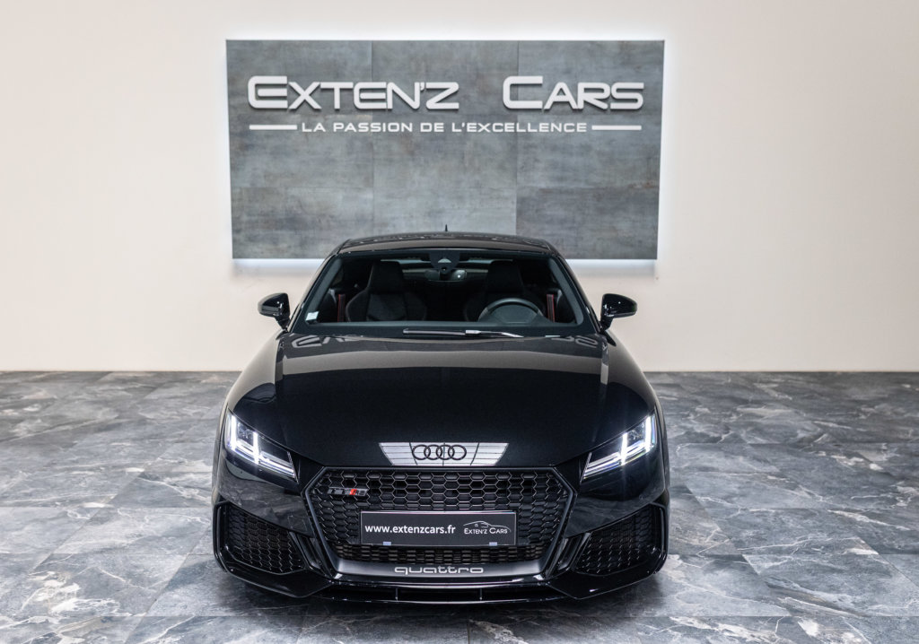 Audi TT RS Noir face