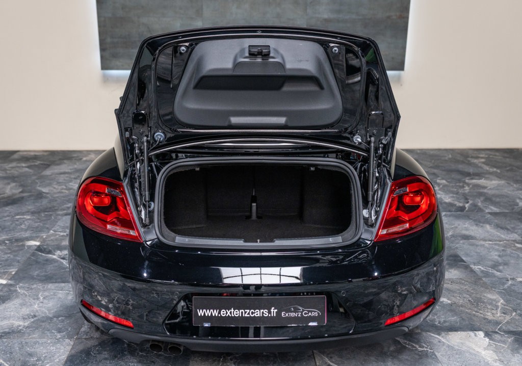 Beetle Cab Noir Coffre