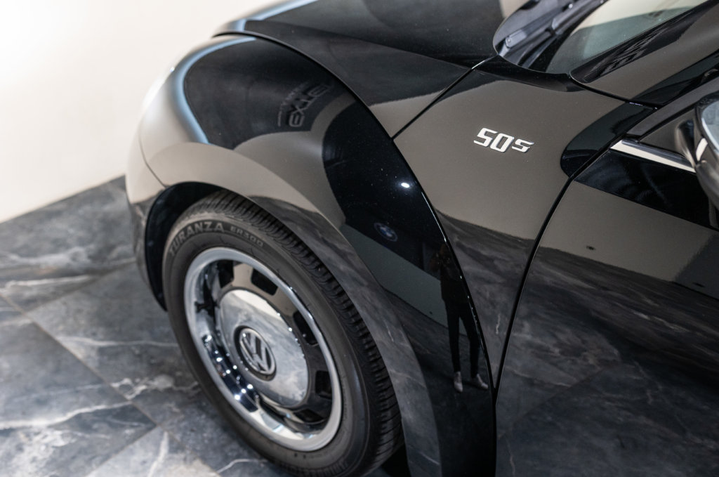 Beetle Cab Noir Interieur 14
