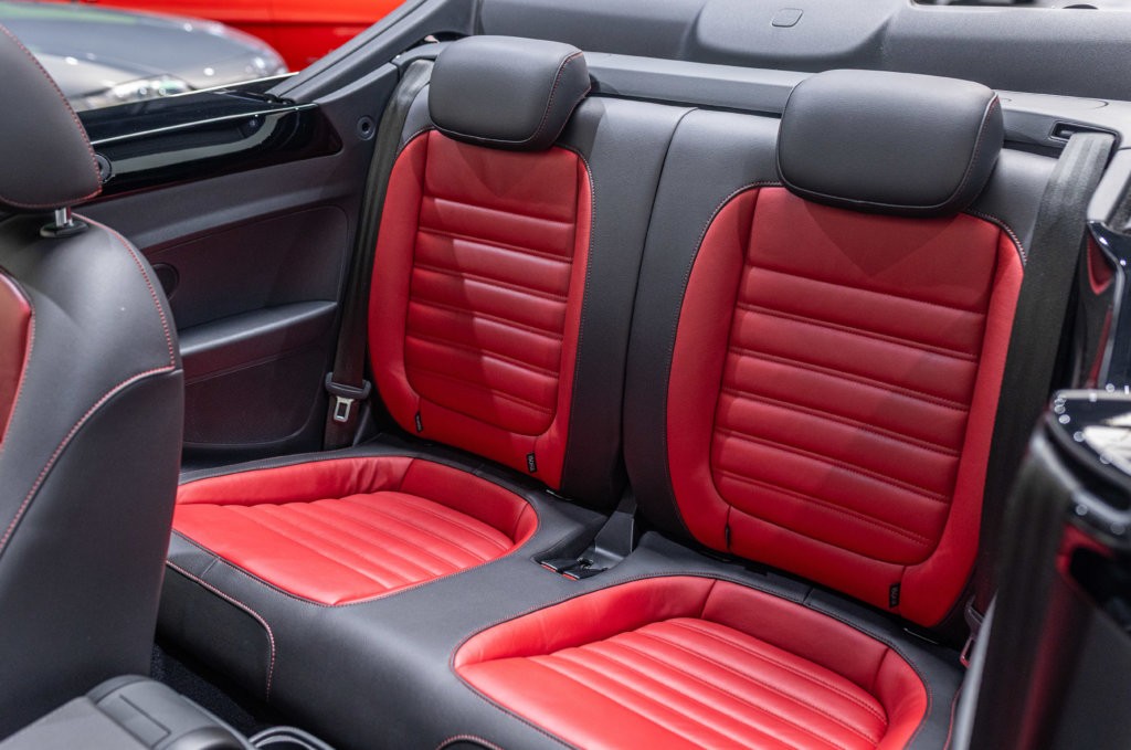 Beetle Cab Noir Interieur 22