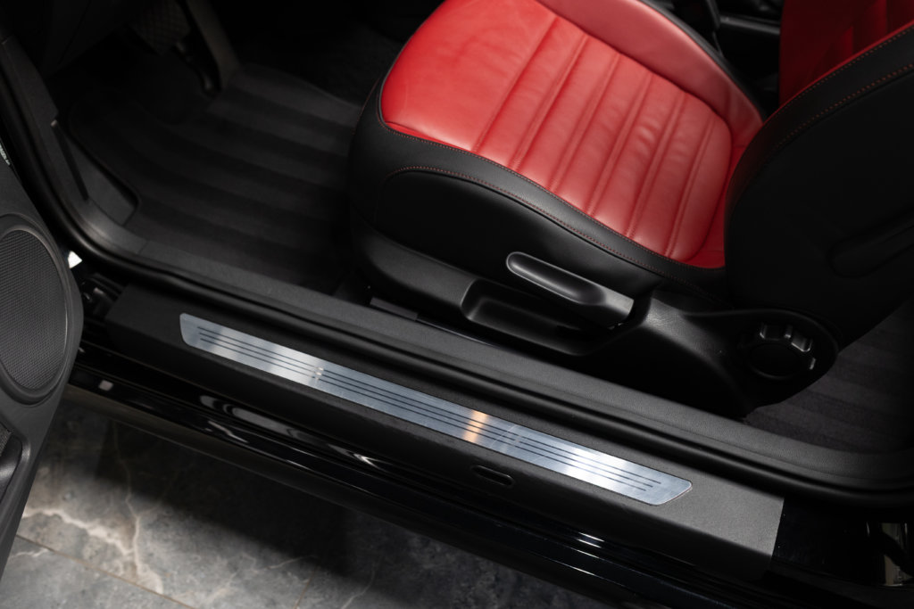 Beetle Cab Noir Interieur 3