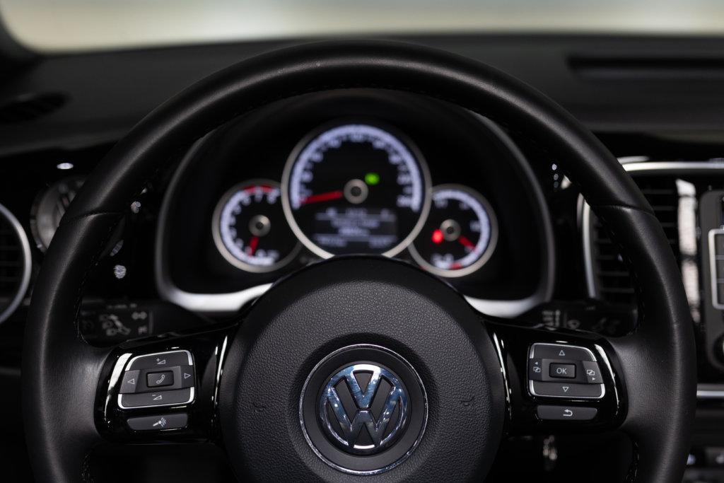 Beetle Cab Noir Interieur 38