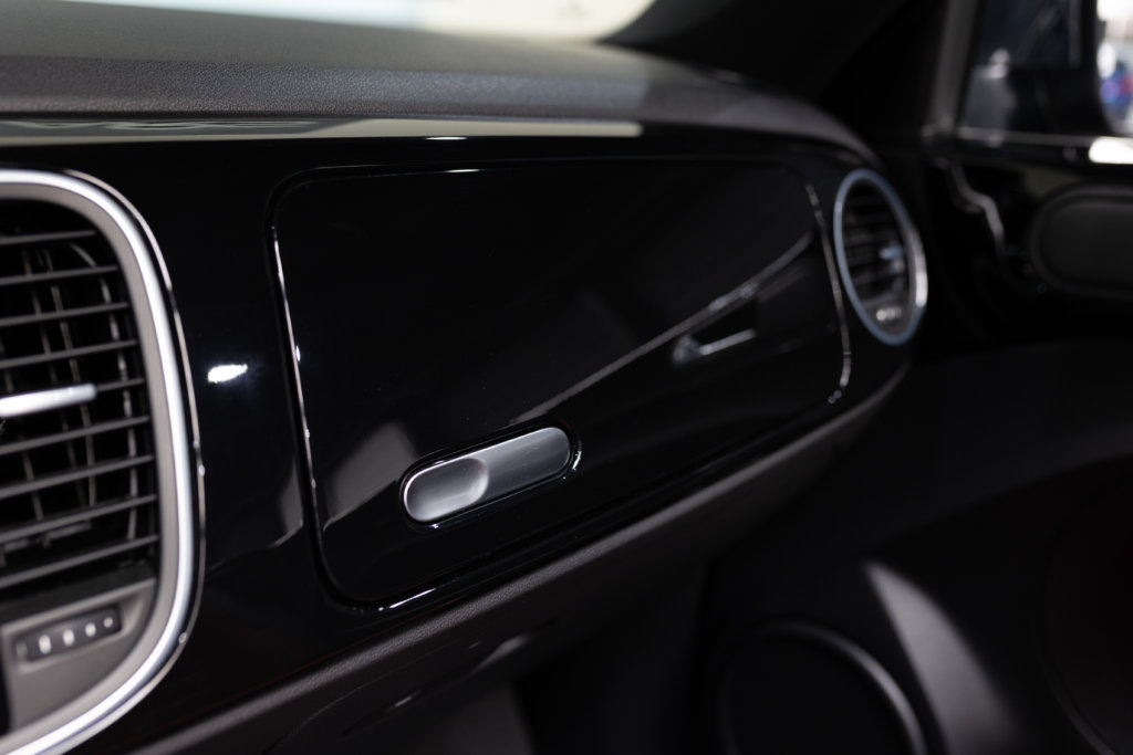 Beetle Cab Noir Interieur 41