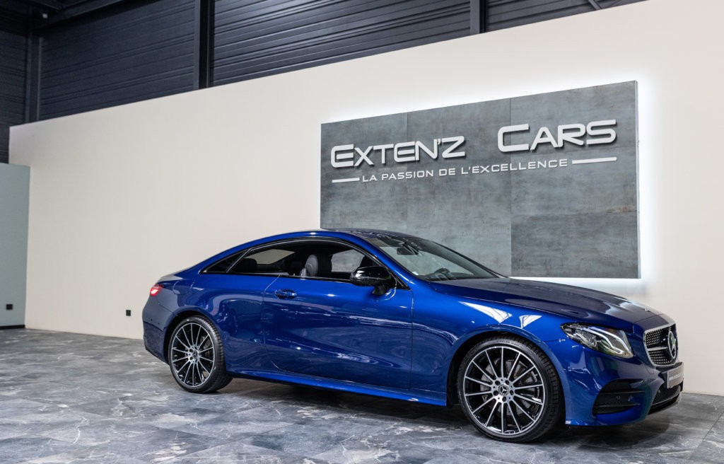 Classe E220D Bleu 3-4