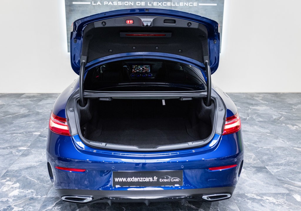 Classe E220D Bleu Coffre