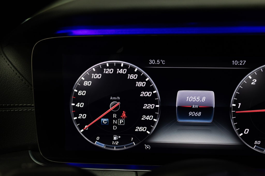 Classe E220D Bleu Interieur 25