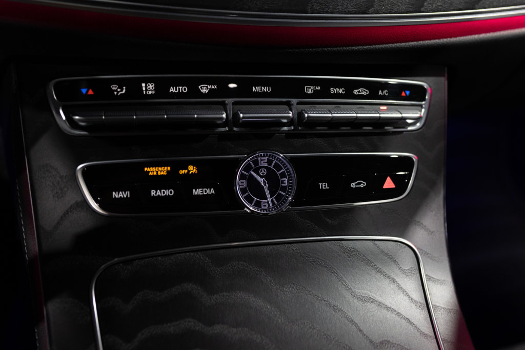 Classe E220D Bleu Interieur 32