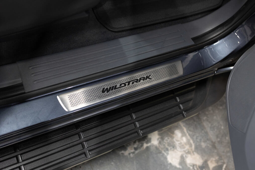 Ford Ranger Gris Interieur 10