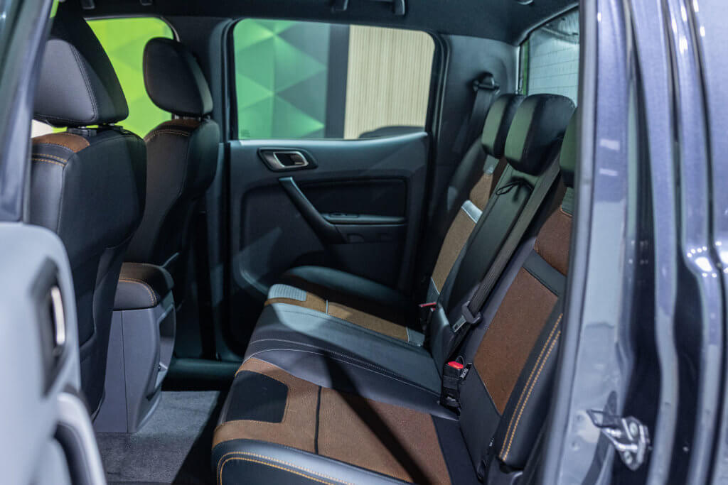 Ford Ranger Gris Interieur 22