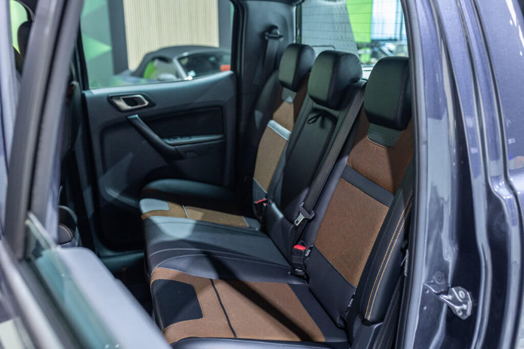 Ford Ranger Gris Interieur 23