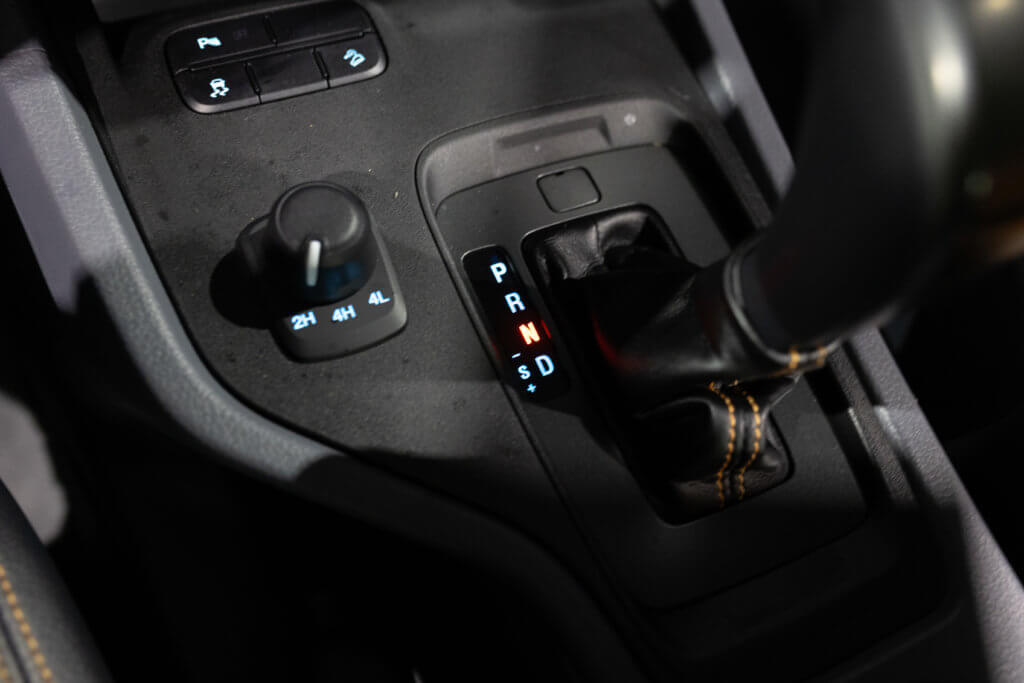 Ford Ranger Gris Interieur 46