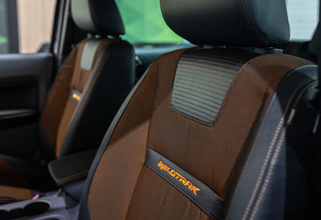 Ford Ranger Gris Interieur 6