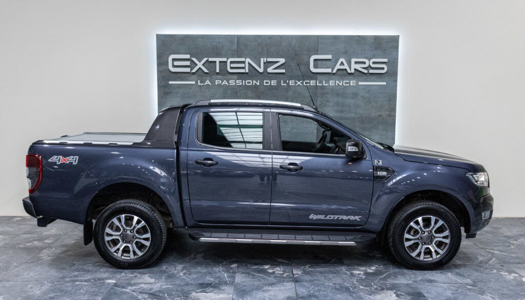 Ford Ranger Gris lateral