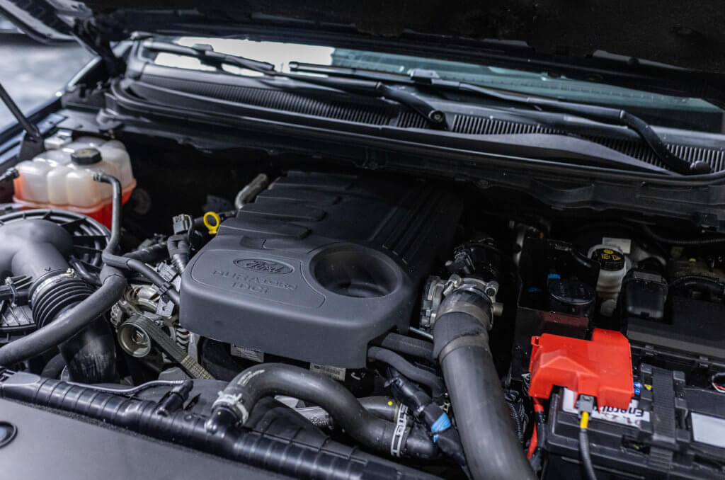 Ford Ranger Gris moteur 3