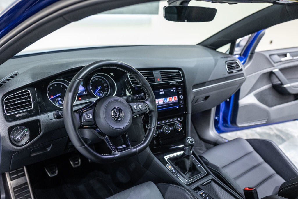 Golf 7 R Bleu Interieur 15
