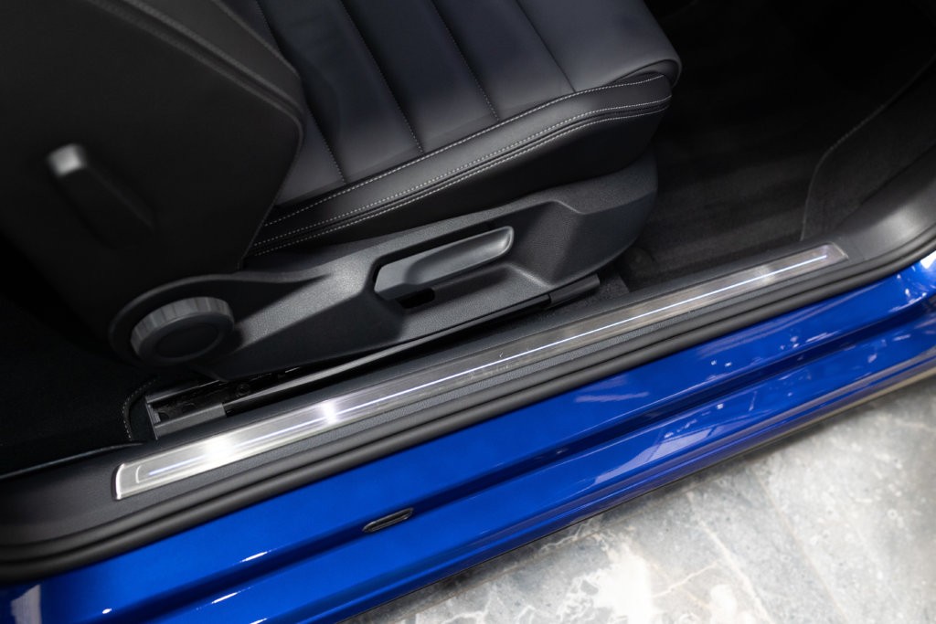 Golf 7 R Bleu Interieur 9