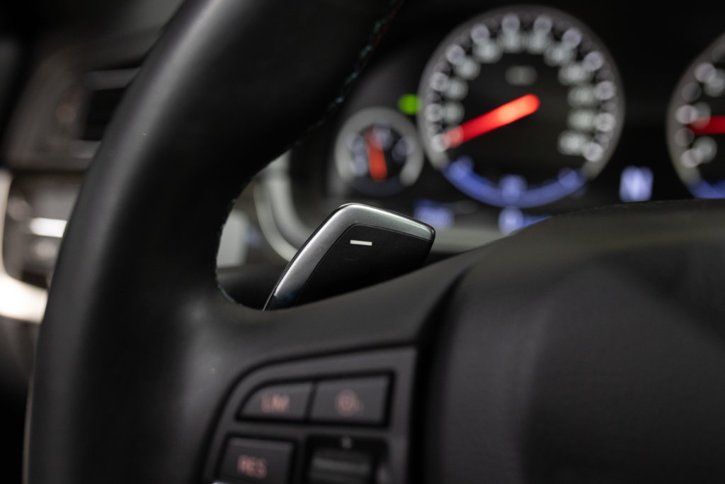 M5 Bleu Japon Interieur 66