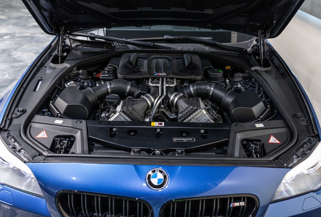 M5 Bleu Japon Moteur 2