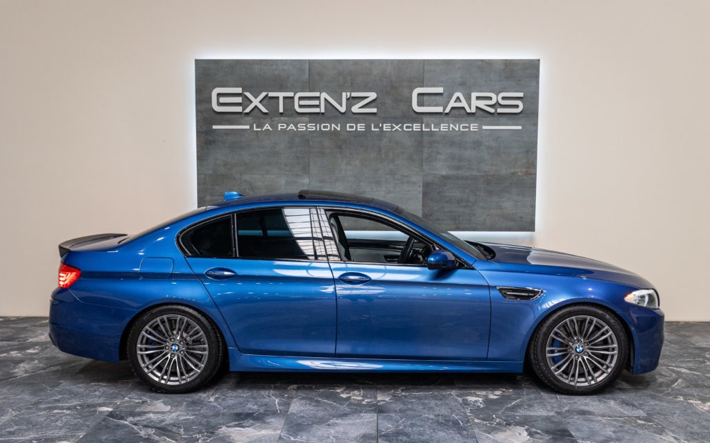 M5 Bleu Japon lateral