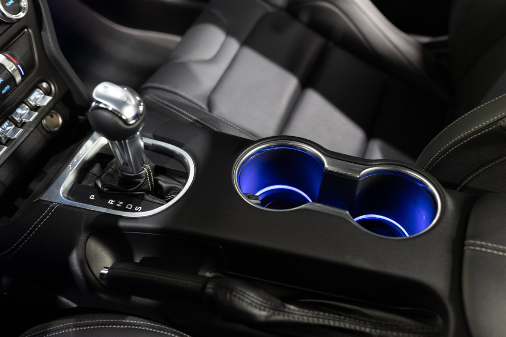 Mustang 2019 Grise Interieur 37