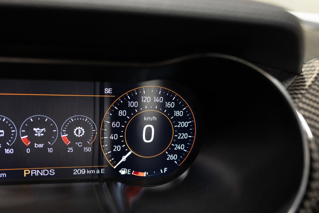 Mustang Orange 2019 Interieur 25