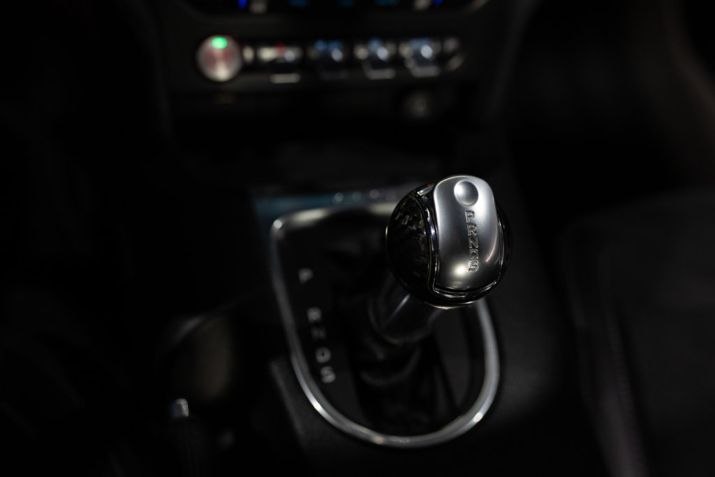 Mustang Orange 2019 Interieur 34