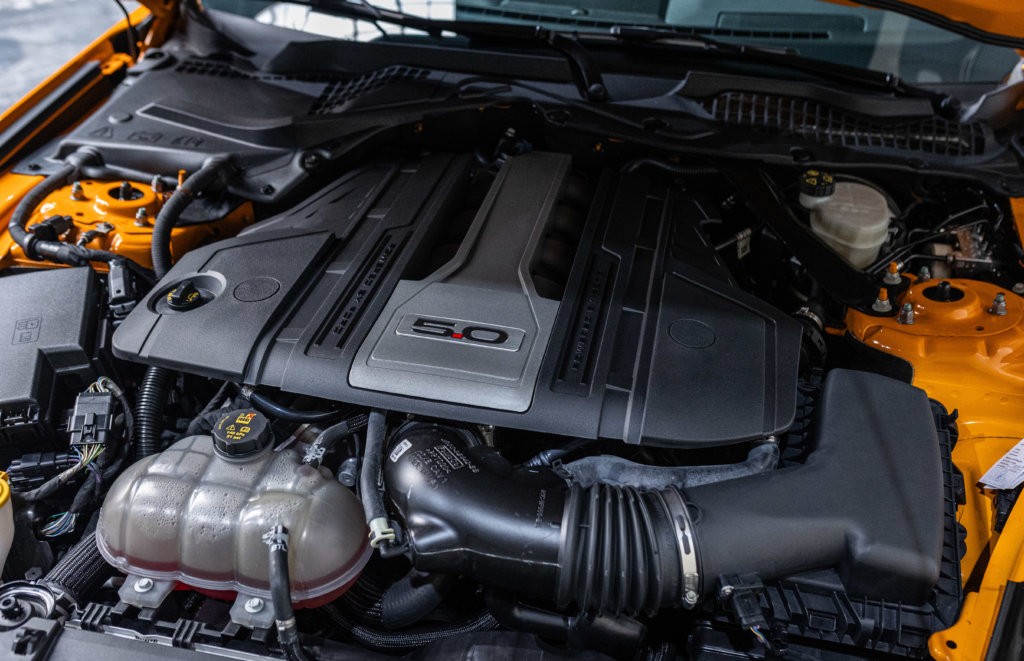 Mustang Orange 2019 Moteur 3