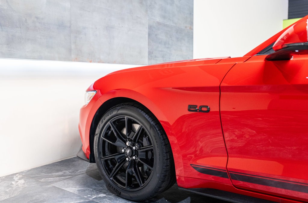 Mustang Rouge Black Shadow Interieur 12