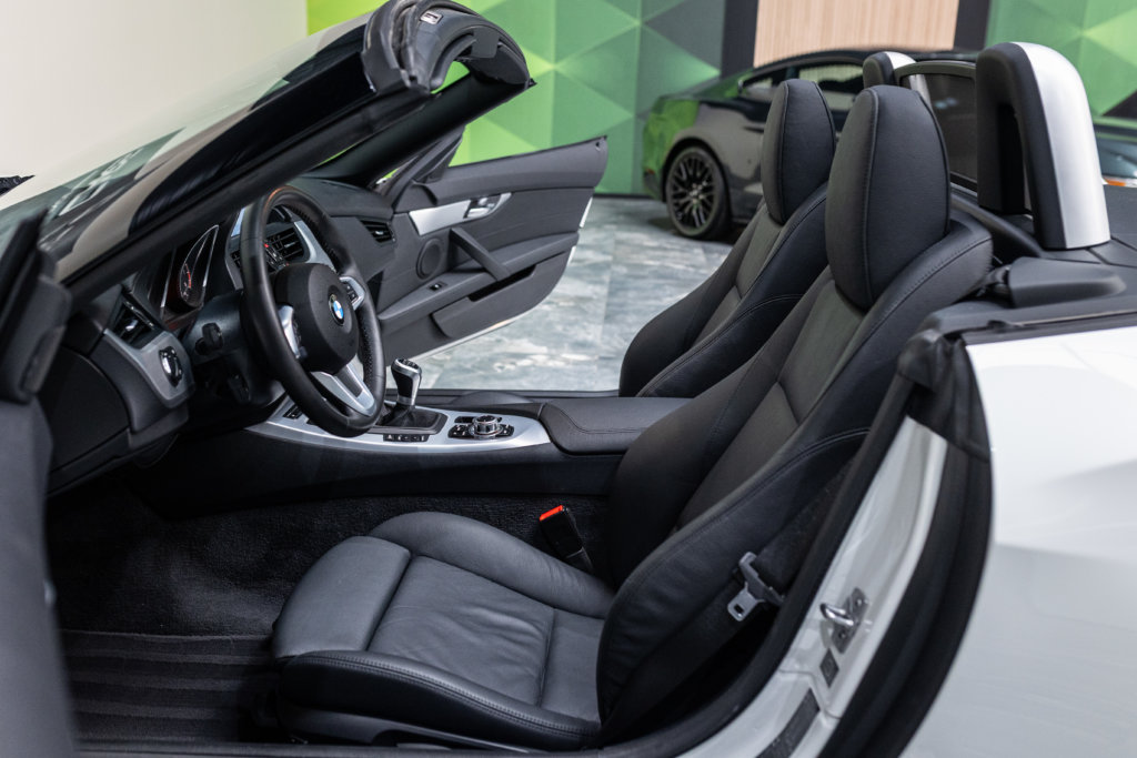 Z4 Blanche 23i Interieur 12