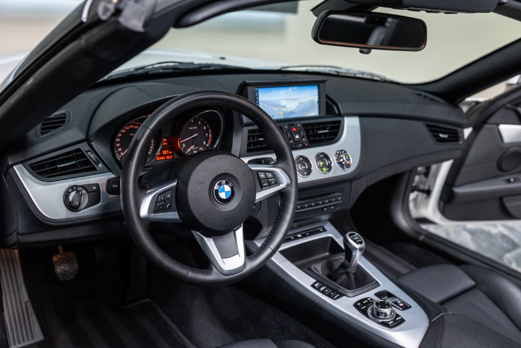 Z4 Blanche 23i Interieur 14