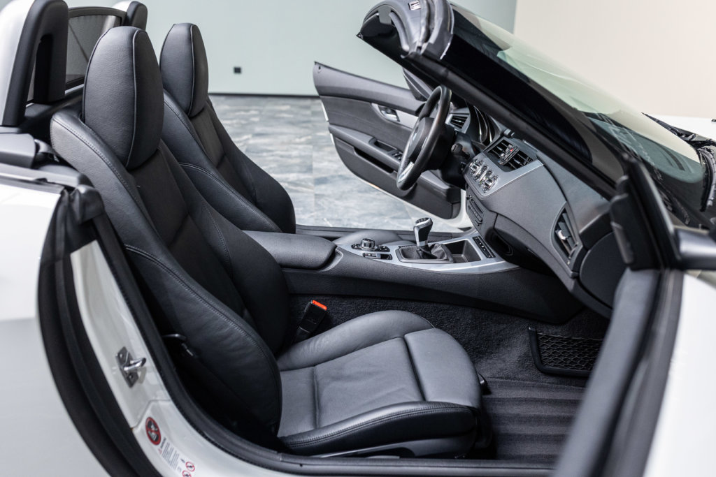 Z4 Blanche 23i Interieur 15