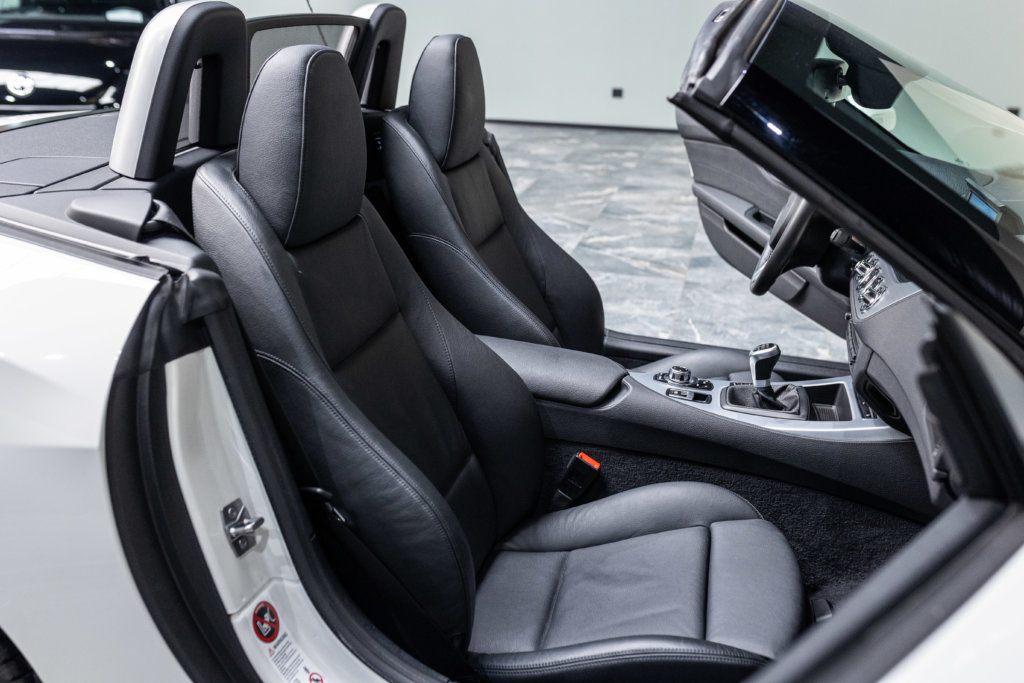 Z4 Blanche 23i Interieur 16