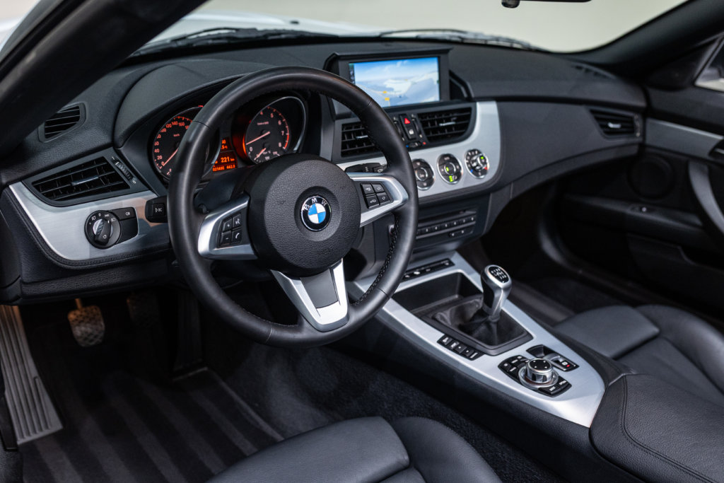 Z4 Blanche 23i Interieur 5