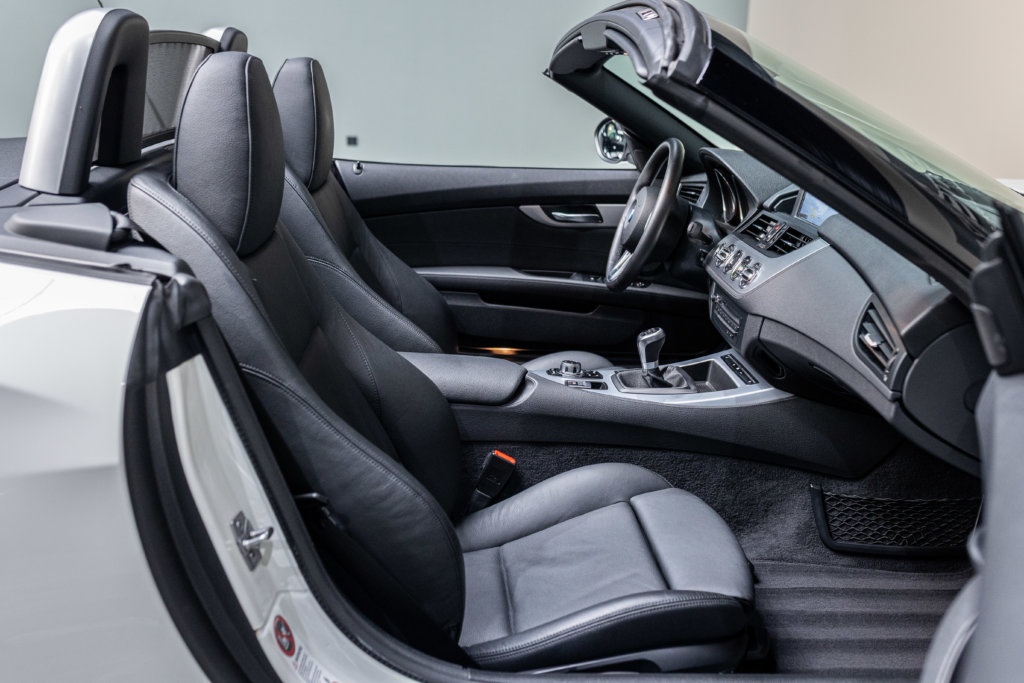Z4 Blanche 23i Interieur 6