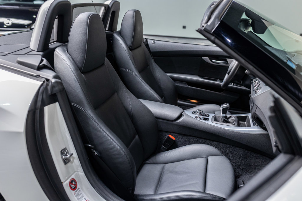 Z4 Blanche 23i Interieur 7