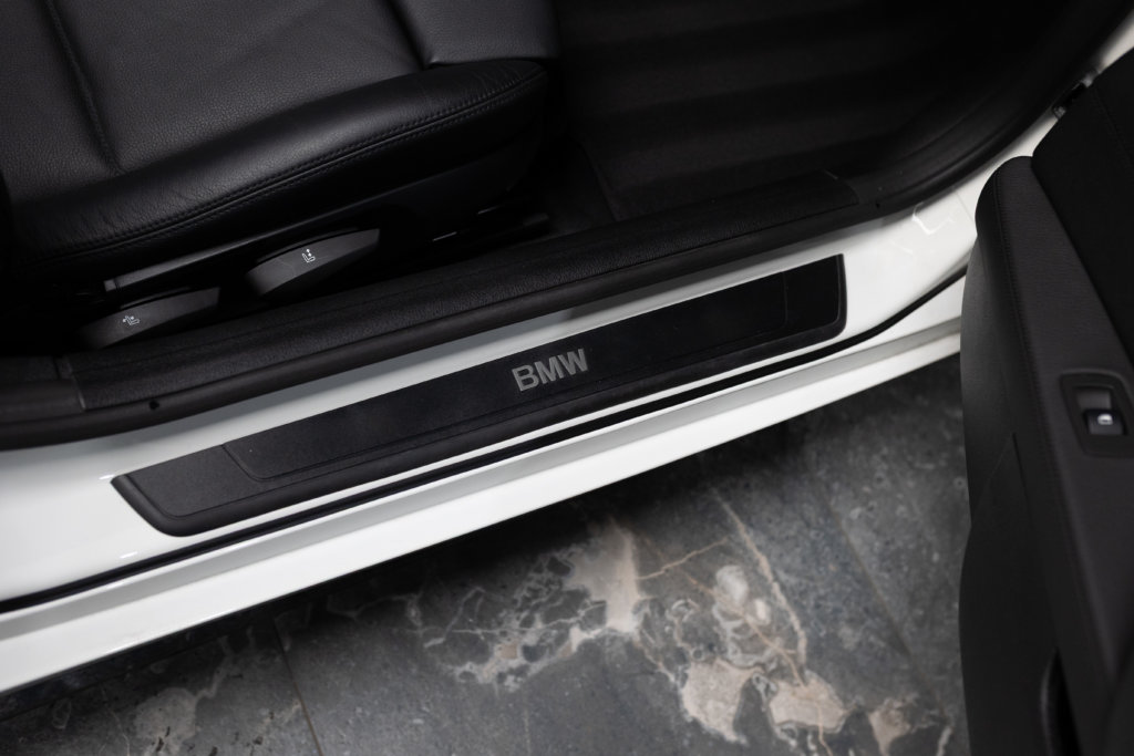 Z4 Blanche 23i Interieur 8