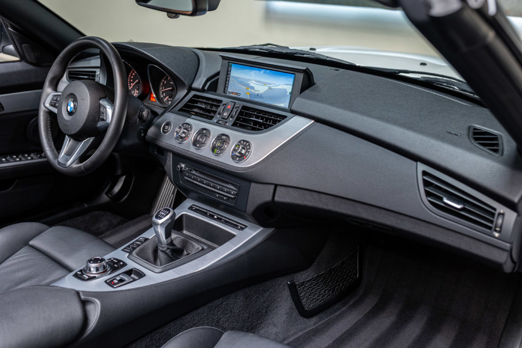 Z4 Blanche 23i Interieur 9