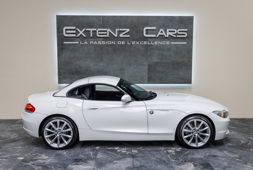 Z4 Blanche 23i lateral capot