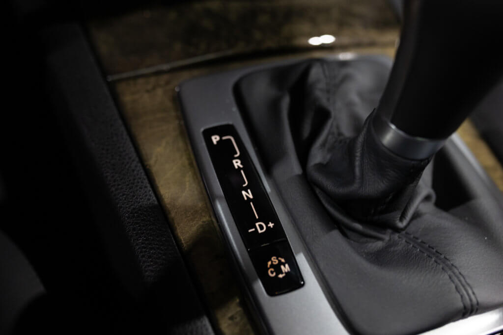 C63 Grise Japon 2 Interieur 45