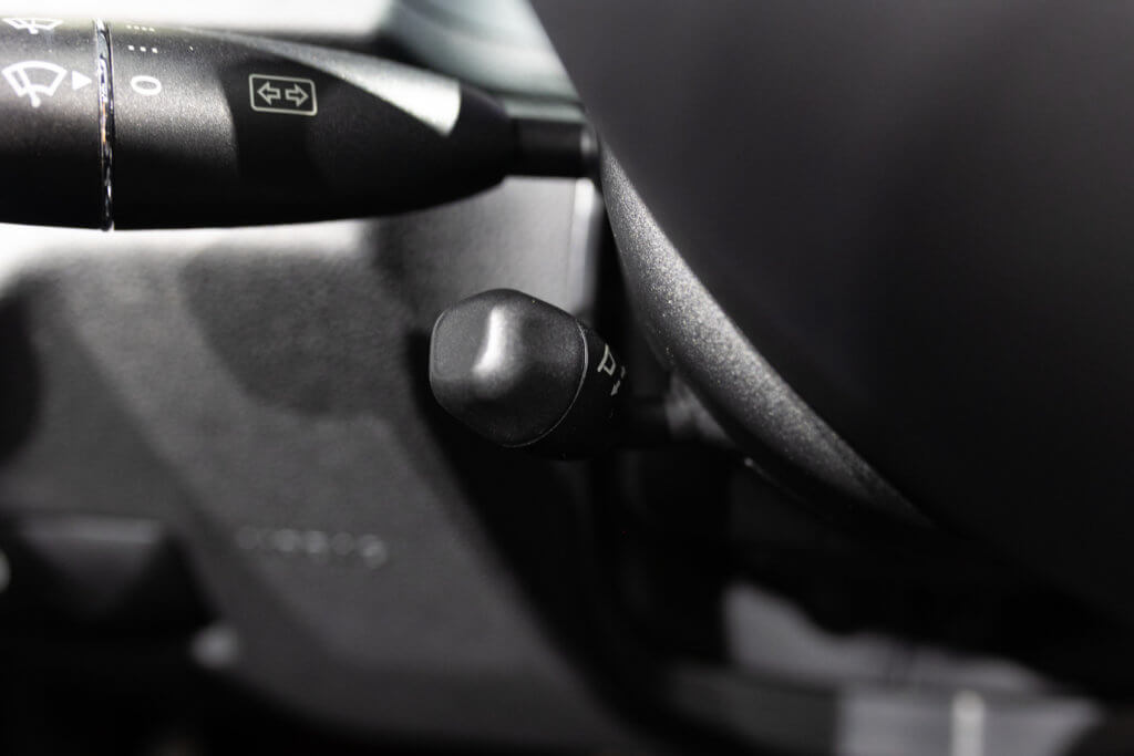 C63 Grise Japon 2 Interieur 51